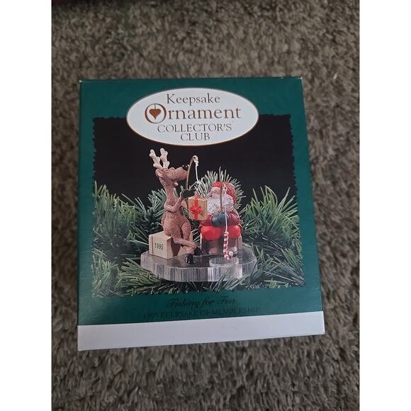 Hallmark Keepsake Ornament 1995 Collectors Club Fishing For Fun - Picture 1 of 4